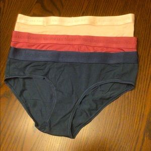 VICTORIA SECRET Hip-Hugger Panties 3 PACK